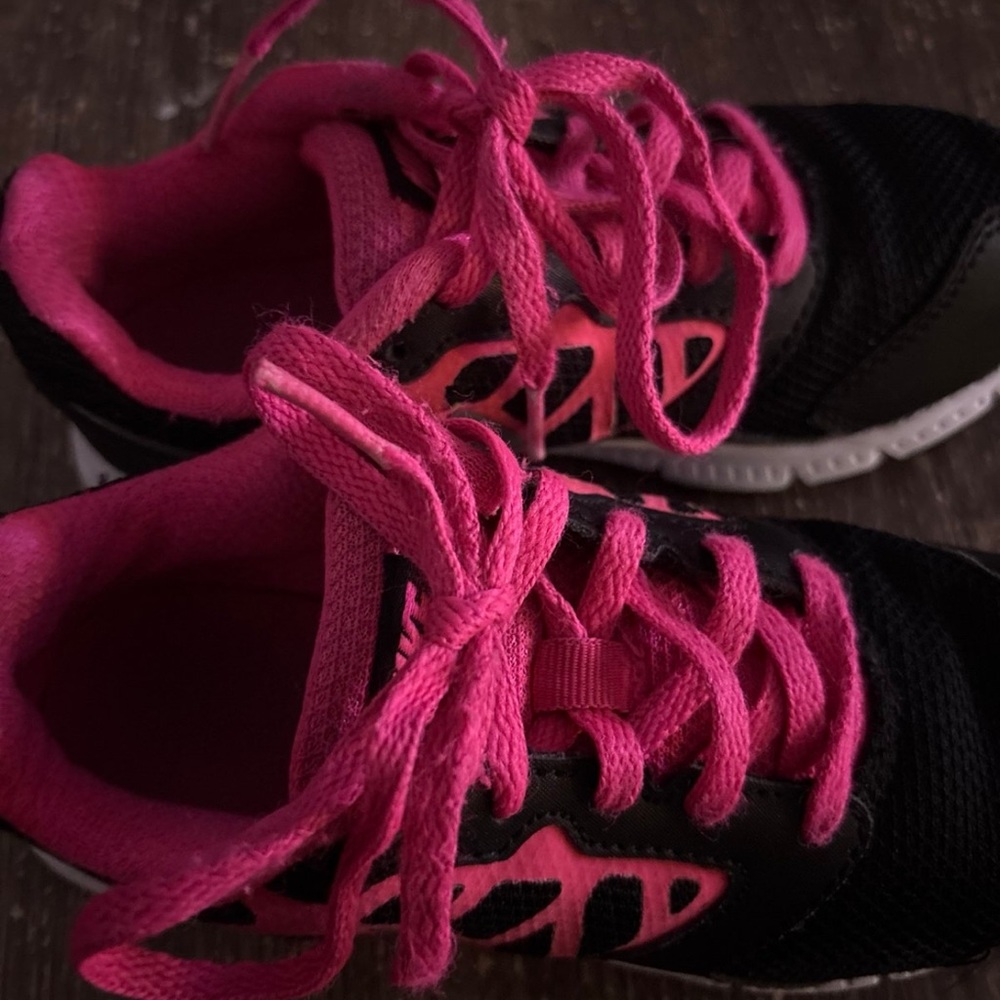 Nike Girl’s Toddler Shoes - Picture 12 of 12